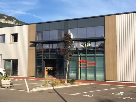 vente commerce 415 m² sillingy (74330)