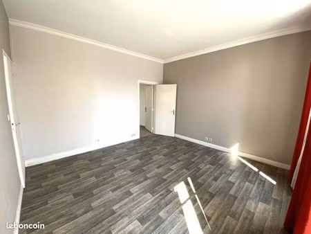 local 34 m²