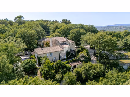 maison de luxe à vendre à goult