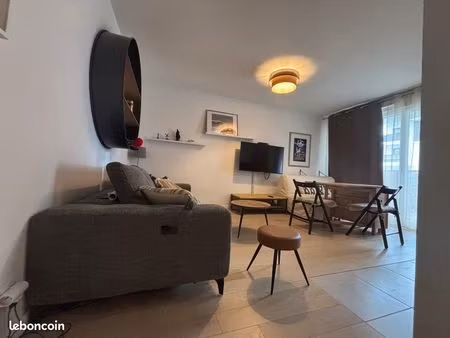 appartement t2 château