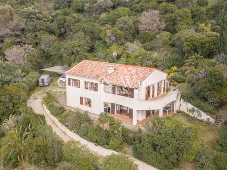 villa de luxe à vendre à la croix-valmer