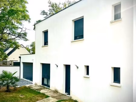 magnifique maison toit plat 140m2