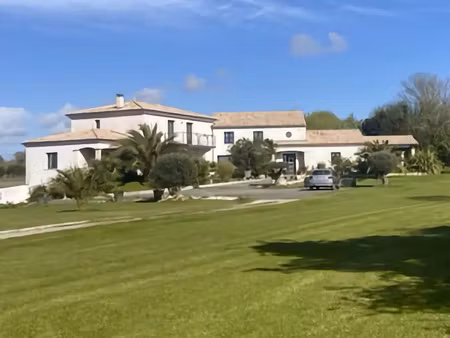 vente maison 7 pièces 400 m² meschers-sur-gironde (17132)