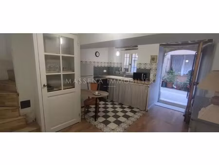 location 2p meublé en duplex saint-jeannet