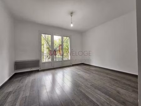 t3 de 58 m² avec balcon et terrasse à rognac