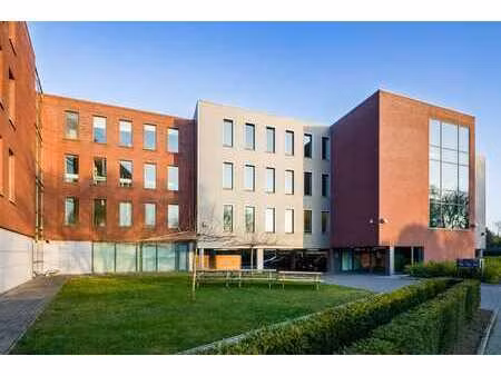 moderne & instapklare kantoorruimte van 375 m² nabij e17 ...