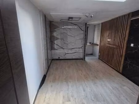 maison 3 chambres garage avec petite cour