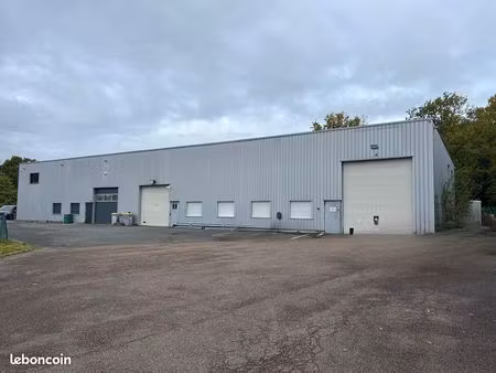 chambre froide  stockage & bureaux à louer — 77 fontainebleau / vulaines