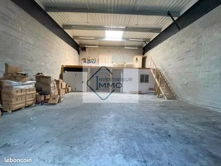 local industriel 148 m²