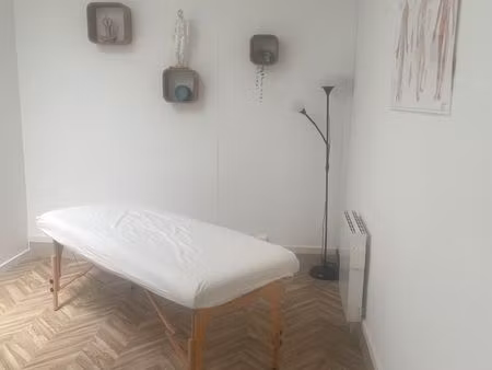 salle / bureau à louer