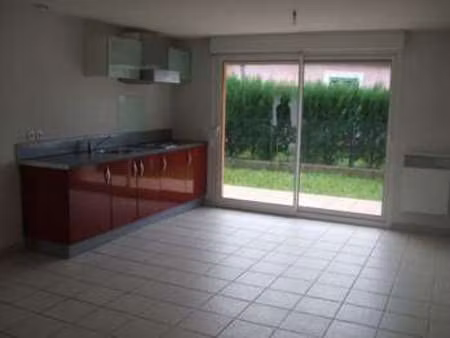 location maison à sauvagnon (64230) : à louer / 40m² sauvagnon