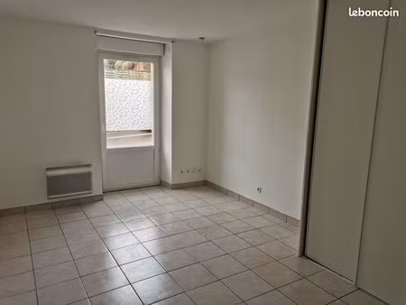studio 1 pièce 22 m²