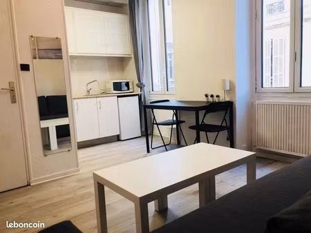 studio 22m² meublé métro st charles  reformé
