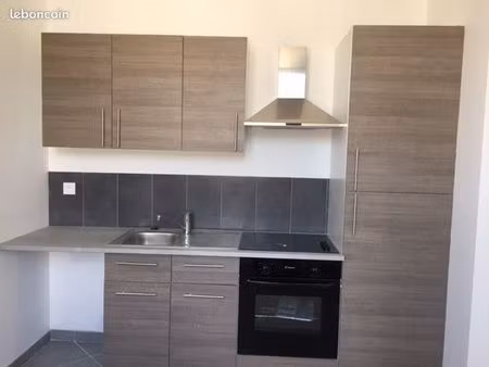 appart 1 chambre 2eme etage
