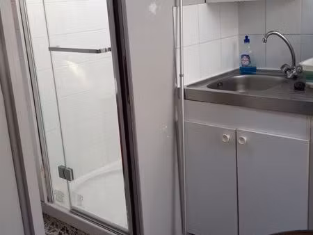 loue studio meublé