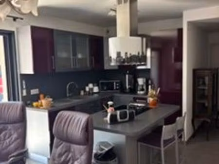 location appartement t2 50m2+garage et cave