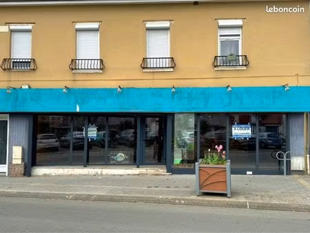 local commercial 62 m2