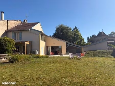 location maison entièrement rénovée cluny