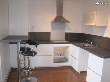 à louer  appartement de 70 m² à saint-léger-en-yvelines