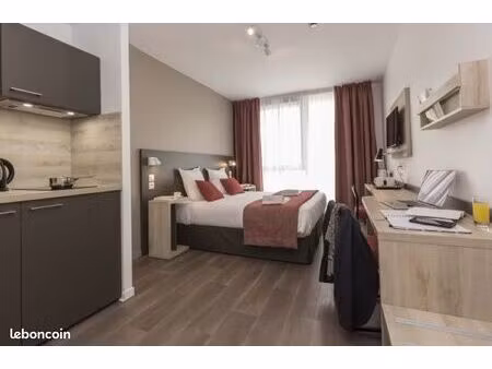 studio centre ville st chely