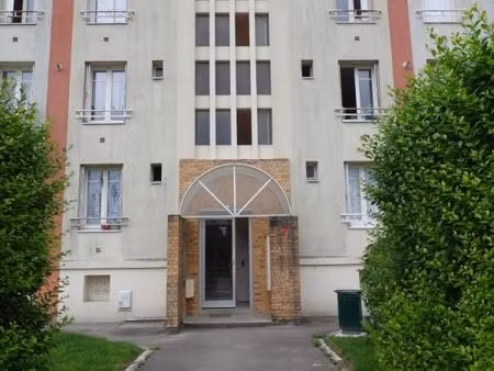 appartement 4 pièces 64 m²