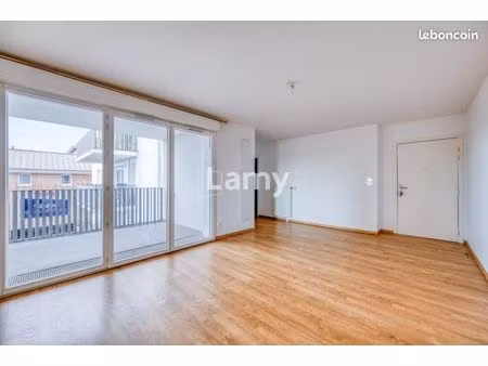 appartement 3 pièces 61 m²