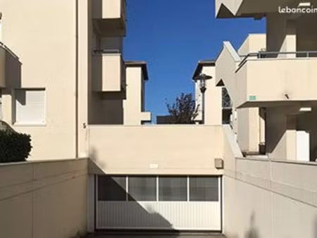 garage/box 12 m² begles