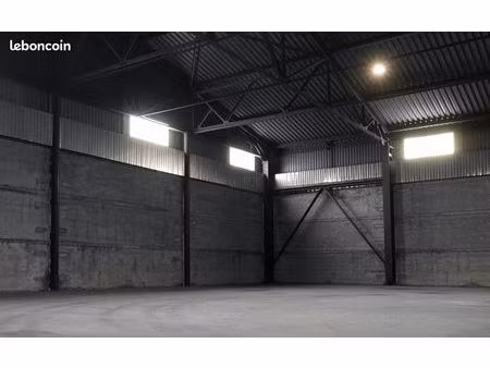 recherche garage local hangar