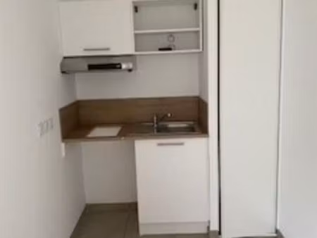 studio 1 pièce 23 m²