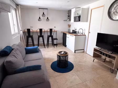 vente appartement 4 pièces 51.7 m² à l'isle-sur-la-sorgue (84800)  265 000 €