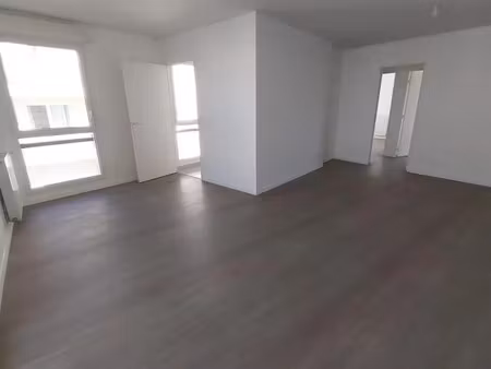 vente appartement 4 pièces 82 m² à saint-thibault-des-vignes (77400)  279 000 €