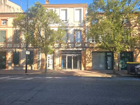 location commerce 1 pièce 245 m² à albi (81000)