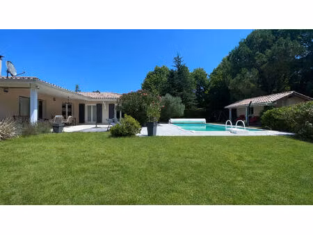 maison 5 chambres avec studio indépendant  piscine  carport...