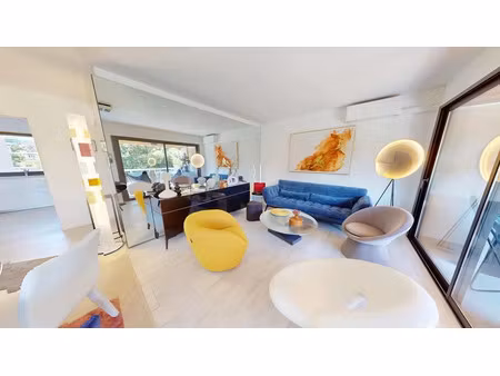 vente appartement 4 pièces 109 m² à hyeres (83400)  495 000 €