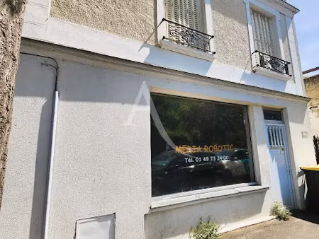 location locaux professionnels 0 pièces 51.28 m² à l'hay-les-roses (94240)  950 €