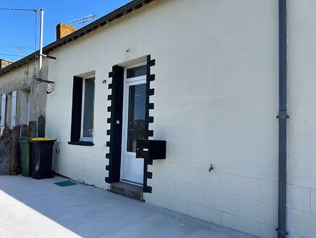 location maison 3 pièces 45.67 m² à erbray (44110)  630 €