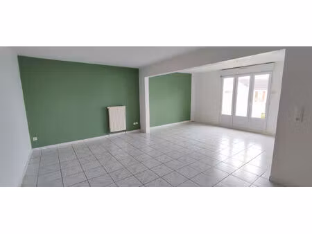appartement t4 de 118 m² à montcy notre dame