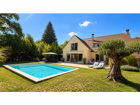 maison de luxe à vendre dans le quartier ouest