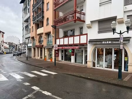 location commerce saint jean de luz 64500 41m²