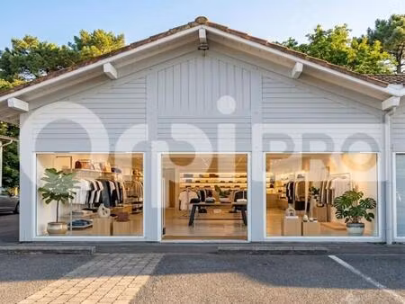 location commerce soorts hossegor 40150 140m²