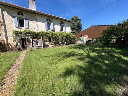 vente maison 8 pièces 176 m² à lesparrou (09300)  119 500 €