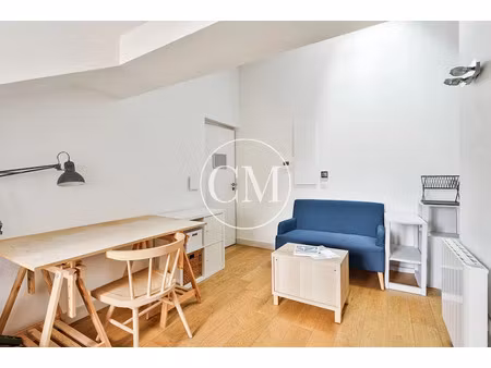 location appartement 1 pièce 19.5 m² à versailles (78000)  750 €