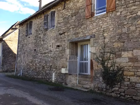 location maison 4 pièces 80.28 m² à anglars-saint-félix (12390)  511 €