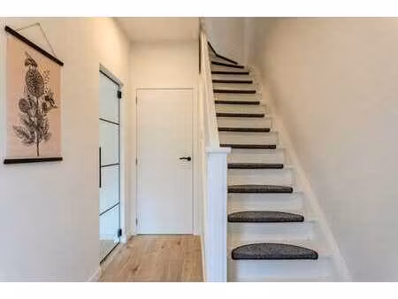 maison rénovée (peb b) avec 3 chambres (5 possibles)  garag