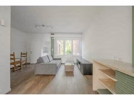 maison rénovée 2 ch  bureau  jardin et grenier aménageable