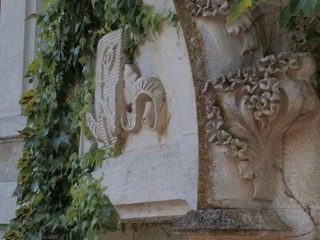 maison de caractère en pierre – propriété en bourgogne – dijon – ancienne aile de château