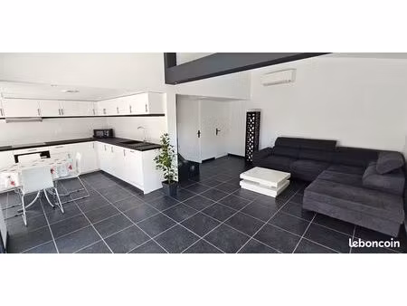 petite maison refaite à neuf