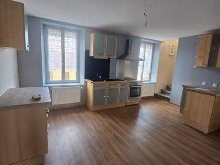 f4 80 m2quartier calme raon avec jardin