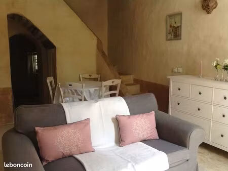 t3 meublé 52 m² avec terrasse et parking – disponible immédiatement