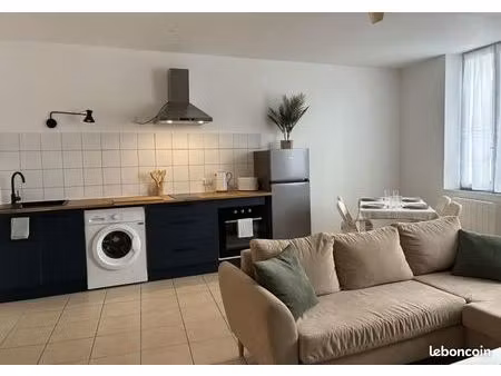 t2 meublé rénové de 38 m²